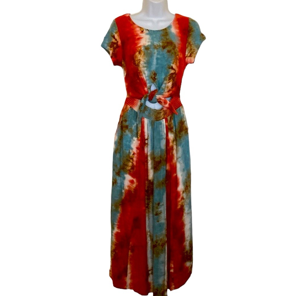 Zapelle Maxi, tie dye,small opening with tie at waist, size 4, beautiful colors